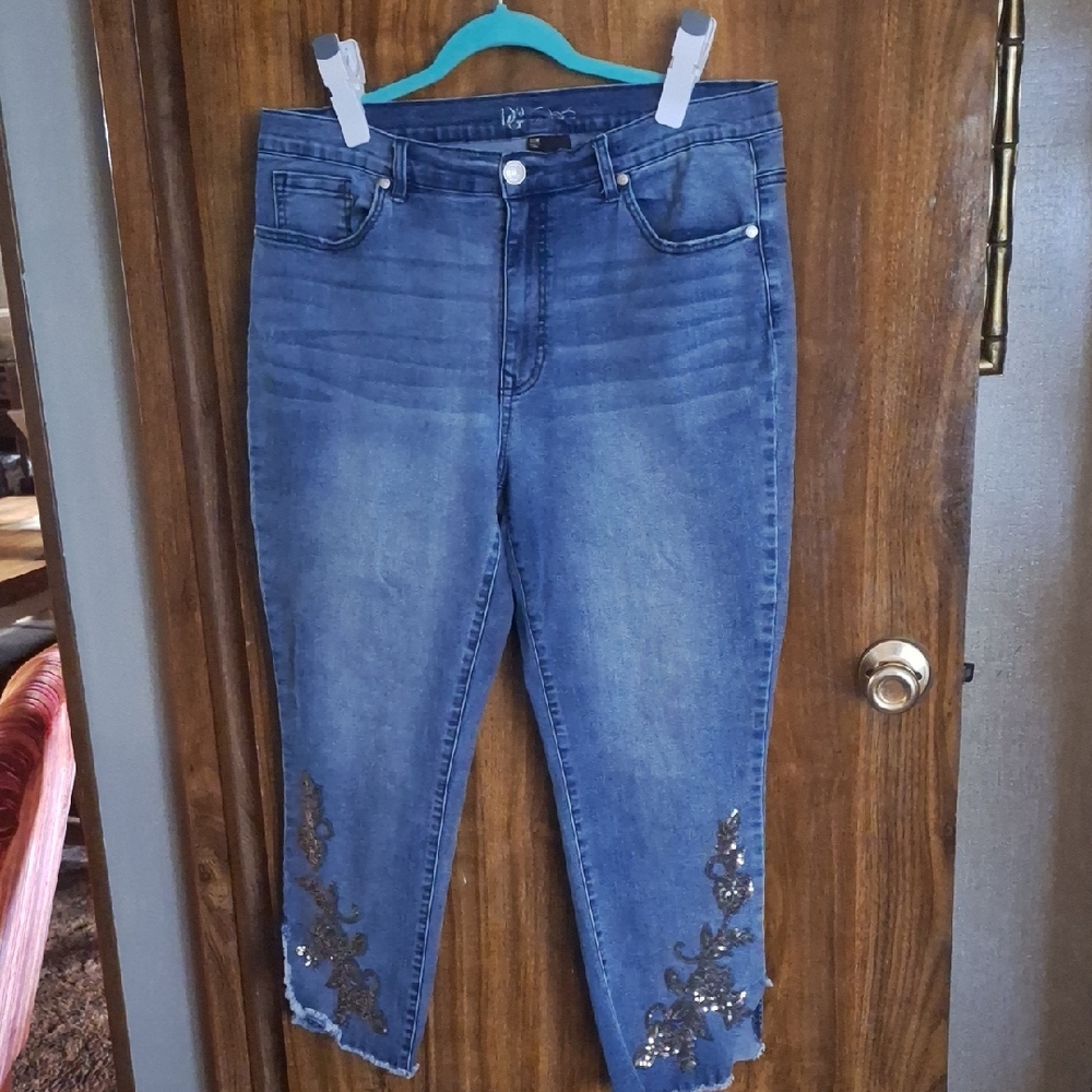 Women's Cropped Stretchy Blue Jeans with Sequined Detail